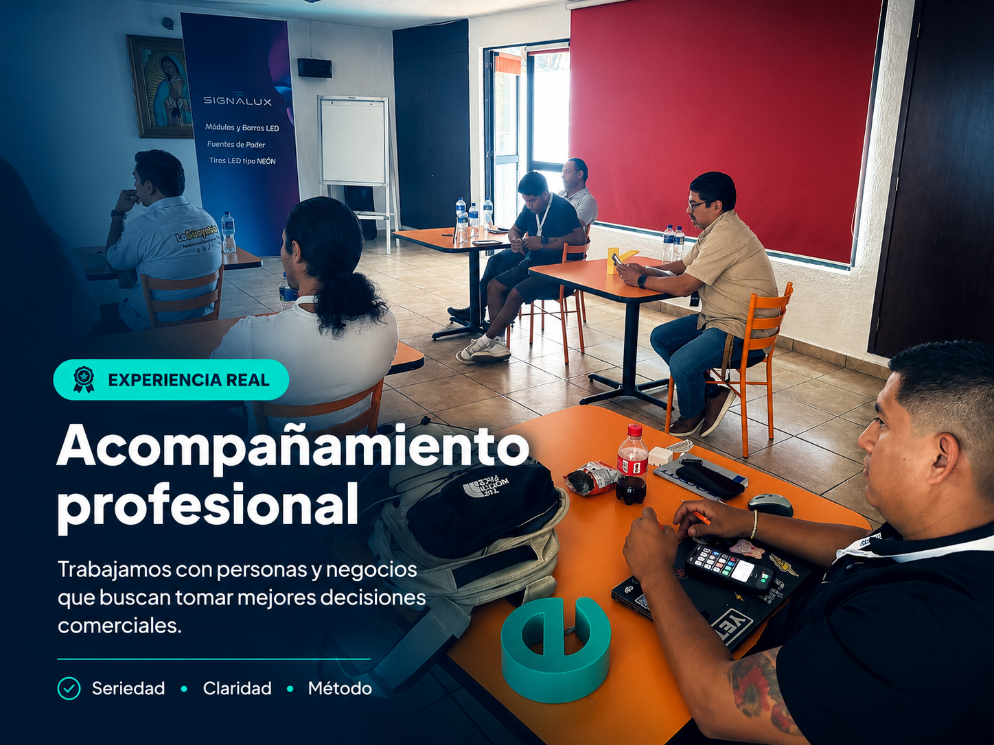 Experiencia práctica en workshop de anuncios luminosos